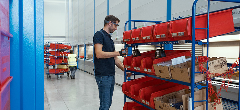 Einblick in das Lager und logistische Prozesse bei der KSB SE Einblick Lager KSB