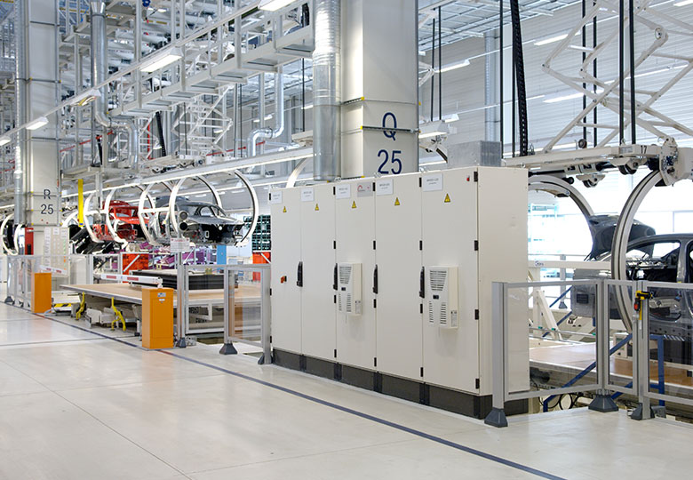 Produktionshalle Friedhelm Loh Group