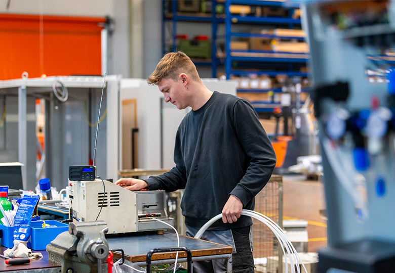 Digitale Transformation als Erfolgsfaktor bei Vollmer mit ORBIS MES VOLLMER nutzt das ORBIS MES: Digitale Transformation als Erfolgsfaktor