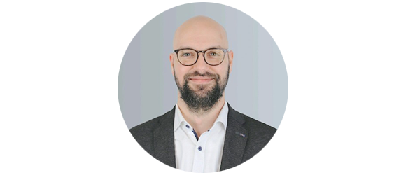 Denis Nienstedt, Hörmann