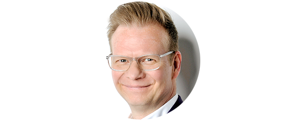 Dominik Bouterwek, CRMFIRST GmbH Dominik Bouterwek, CRMFIRST GmbH